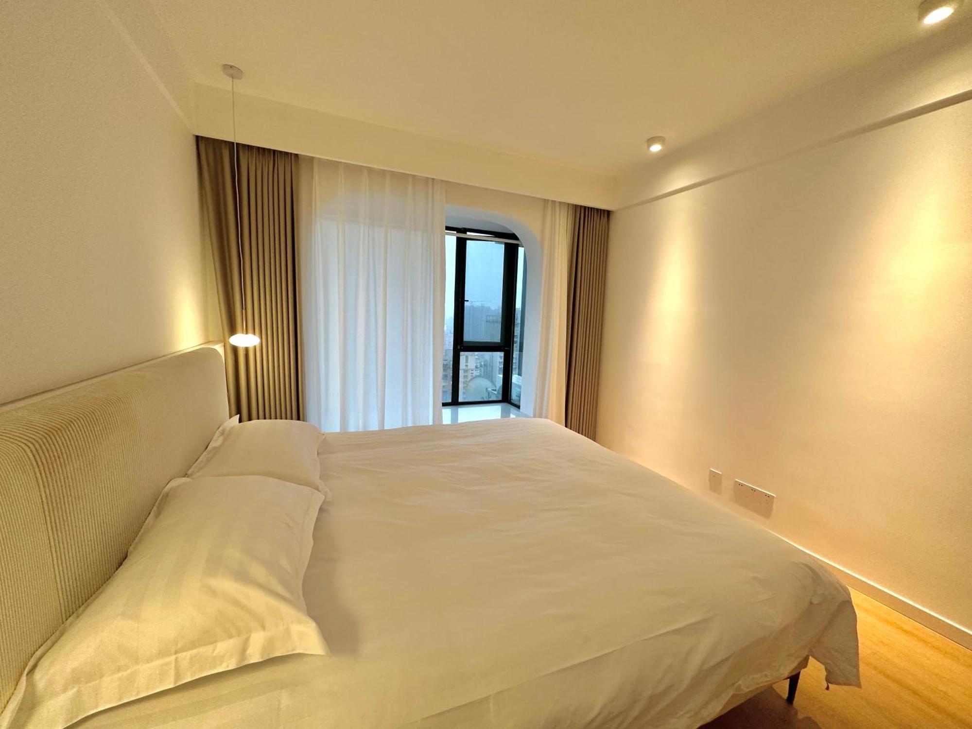 Zhome-riverside Garden 2-near The Bund Apartment